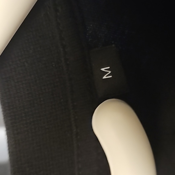 ๐3/$25๐ Strangers Things Mens' Medium Hellfire Club Graphic Print-T-Shirt - Picture 3 of 4